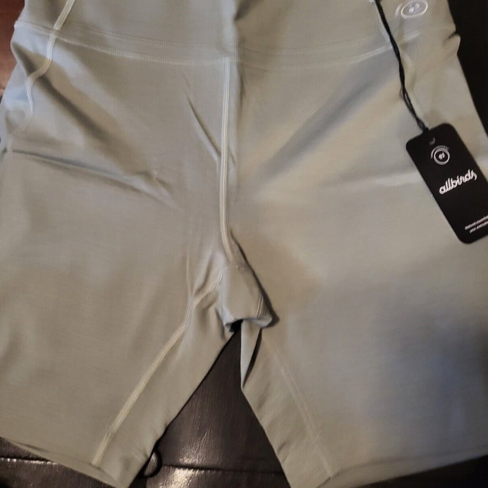 allbirds Women's Natural Bike Short Hazy Pine Size Large